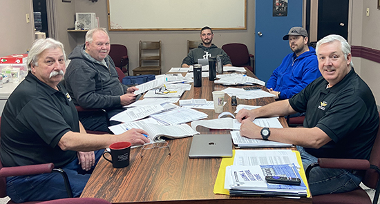 Des négociations difficiles apportent des gains pour la section locale 741 de l’AIM Spitfire chez Magellan Aerospace Winnipeg